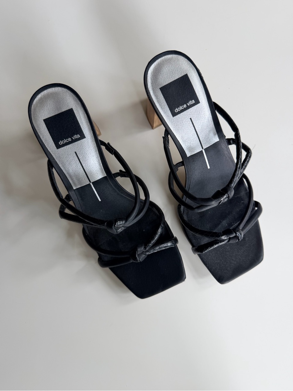 Dolce Vita Black Knotted Strappy Square Toe Block Heel Sandals Size 8